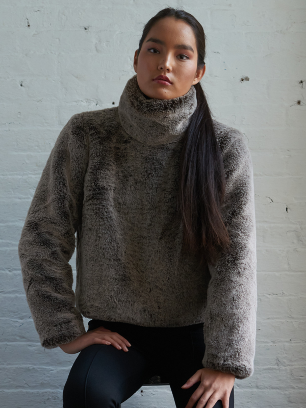 Catalog DAM Fashions Up and coming fashion designer